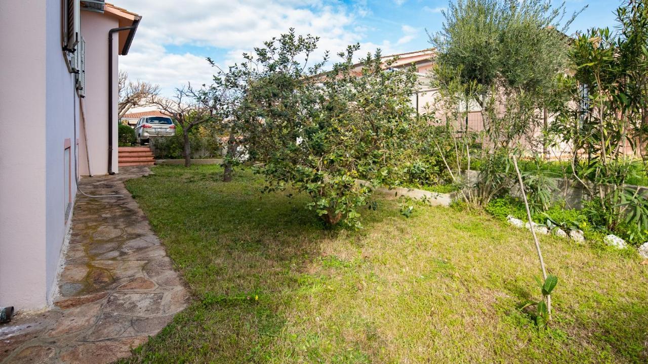 Ferienwohnung Welcomely - A Due Passi Dal Mare Budoni Exterior foto